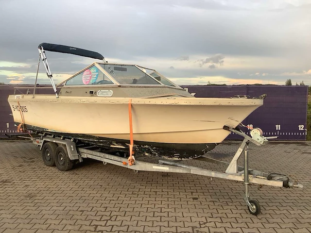 Windy 22dc speedboot incl. trailer - afbeelding 10 van  17