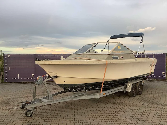 Windy 22dc speedboot incl. trailer - afbeelding 1 van  17