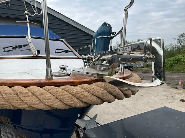 Windy dc28 sloep met 3-assig boottrailer - afbeelding 13 van  51