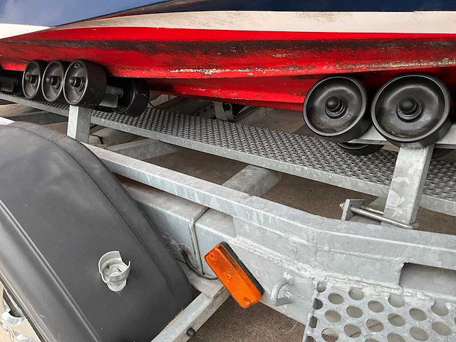 Windy dc28 sloep met 3-assig boottrailer - afbeelding 19 van  51