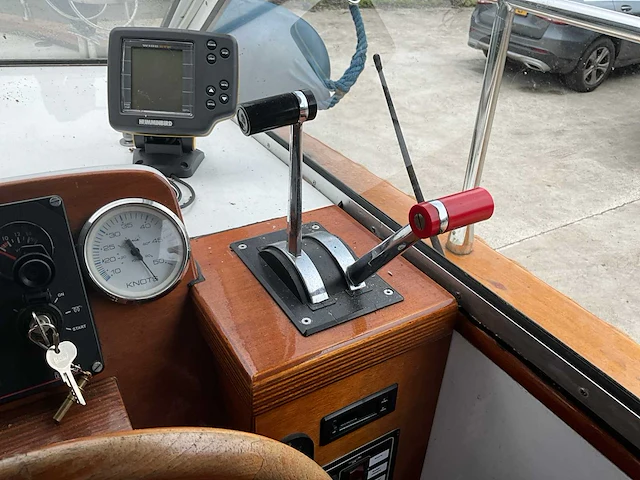 Windy dc28 sloep met 3-assig boottrailer - afbeelding 36 van  51