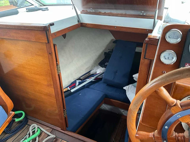 Windy dc28 sloep met 3-assig boottrailer - afbeelding 41 van  51