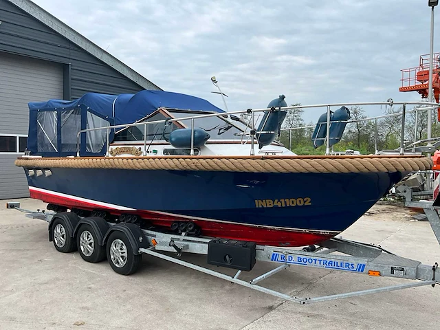 Windy dc28 sloep met 3-assig boottrailer - afbeelding 45 van  51