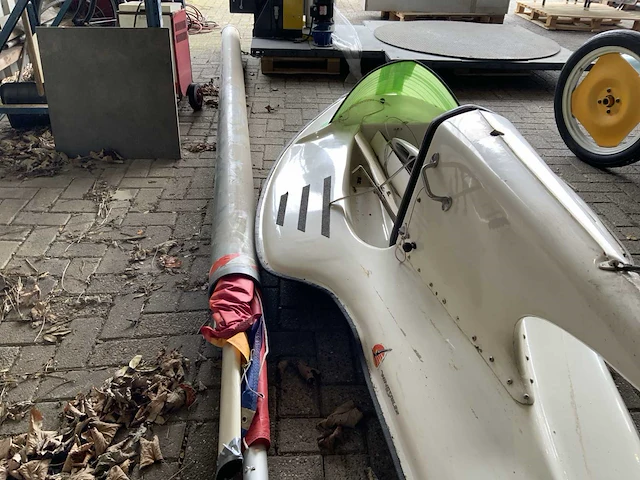 Wingsailer zeilboot - afbeelding 7 van  11
