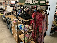 Winkel display - afbeelding 1 van  2