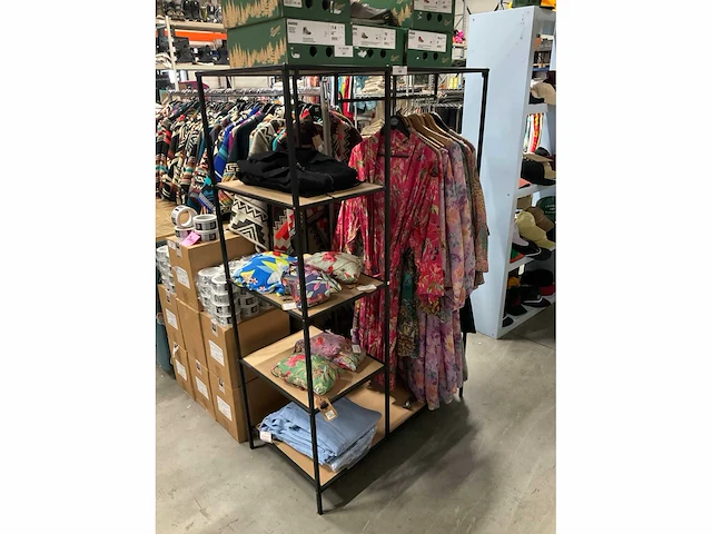 Winkel display - afbeelding 2 van  2