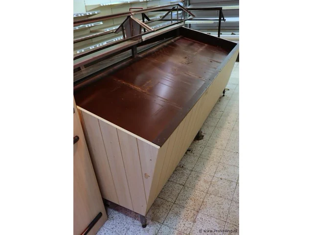 Winkel-display/houten groenten & fruit stand - 320x190x40cm - afbeelding 3 van  4