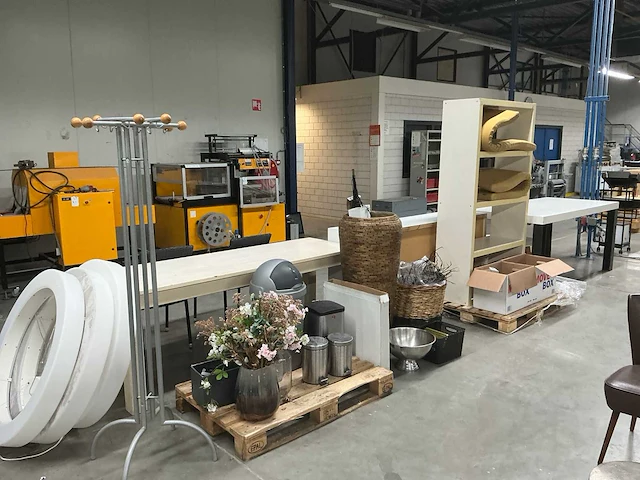 Winkel inventaris - afbeelding 35 van  35