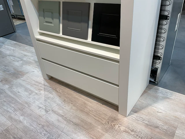 Winkel meubilair / display / stalenkast (2x) - afbeelding 4 van  13