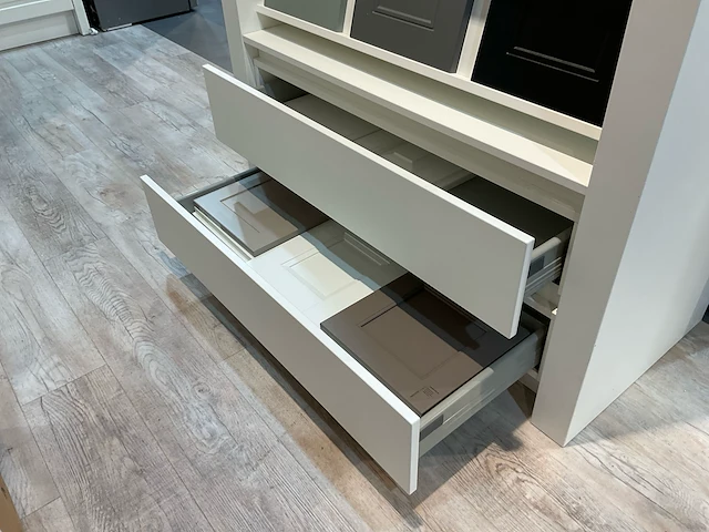 Winkel meubilair / display / stalenkast (2x) - afbeelding 5 van  13