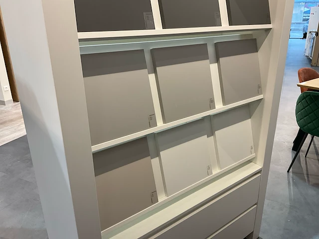 Winkel meubilair / display / stalenkast (2x) - afbeelding 9 van  13