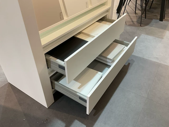 Winkel meubilair / display / stalenkast (2x) - afbeelding 11 van  13