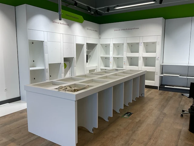 Winkel meubilair + wand - afbeelding 1 van  12