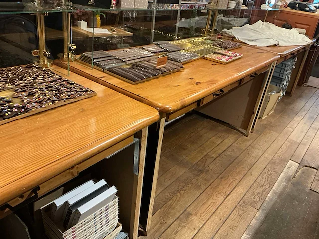 Winkel meubilair - afbeelding 2 van  26