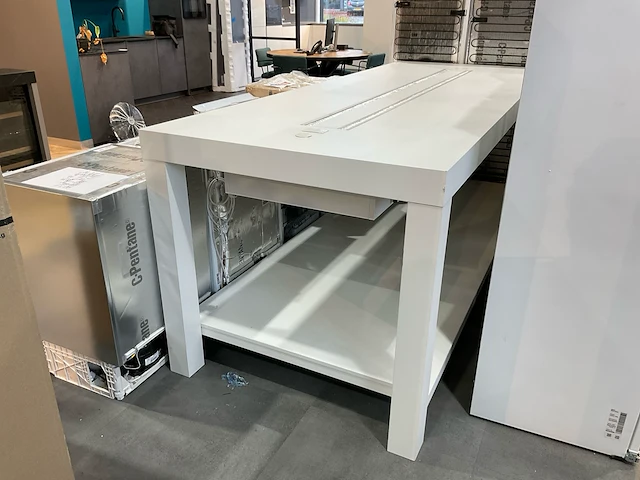 Winkel meubilair/tafel - afbeelding 5 van  5