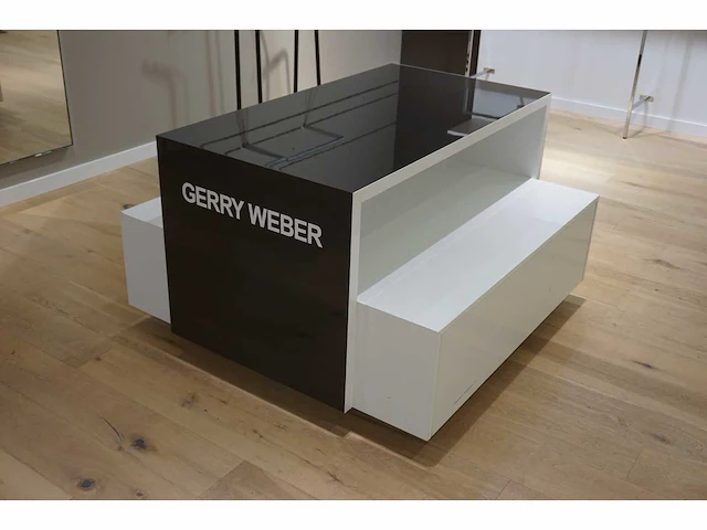 Winkel presentatie meubel - afbeelding 1 van  4