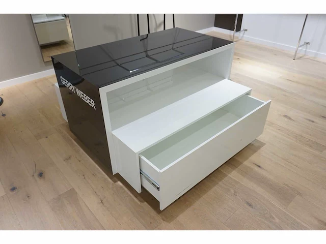 Winkel presentatie meubel - afbeelding 3 van  4