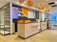 Winkel toonbank met achterwand