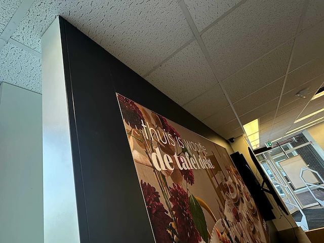 Winkel toonbank met achterwand - afbeelding 6 van  15
