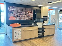 Winkel toonbank met achterwand - afbeelding 8 van  15