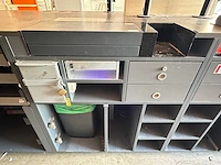 Winkel toonbank met achterwand - afbeelding 2 van  14