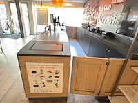 Winkel toonbank met achterwand - afbeelding 9 van  14