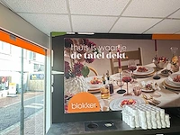 Winkel toonbank met achterwand - afbeelding 14 van  14