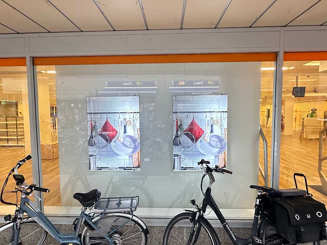 Winkel toonbank met achterwand - afbeelding 9 van  9
