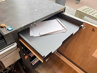 Winkel toonbank met achterwand - afbeelding 8 van  9