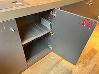 Winkel toonbank met achterwand - afbeelding 9 van  9
