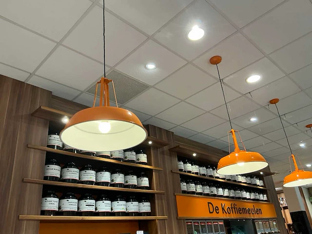 Winkel toonbank - afbeelding 14 van  22