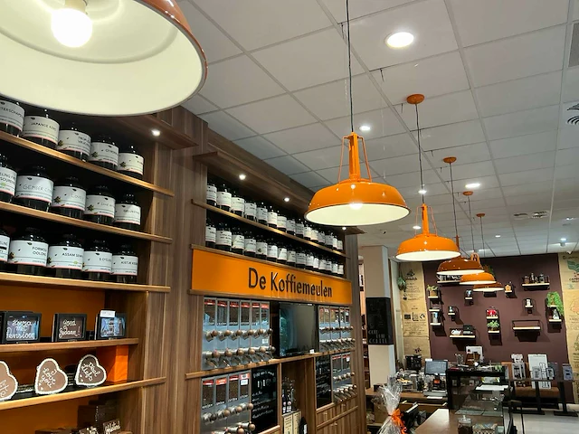 Winkel toonbank - afbeelding 15 van  22