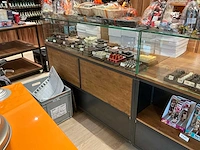 Winkel toonbank - afbeelding 21 van  22
