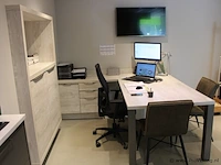 Winkelinrichting werkplek met kastruimte - afbeelding 2 van  9