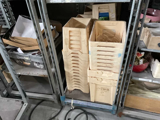 Winkelinventaris bloemenzaak - afbeelding 19 van  21