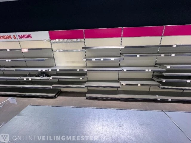 Winkelinventaris en voorraad big bazar locatie 1860, oude nering 3 in drachten - afbeelding 4 van  91
