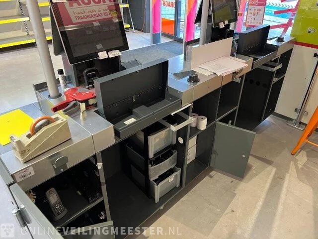 Winkelinventaris en voorraad big bazar locatie 1860, oude nering 3 in drachten - afbeelding 55 van  91