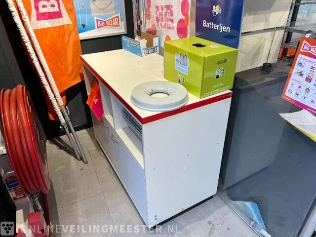 Winkelinventaris en voorraad big bazar locatie 1860, oude nering 3 in drachten - afbeelding 59 van  91