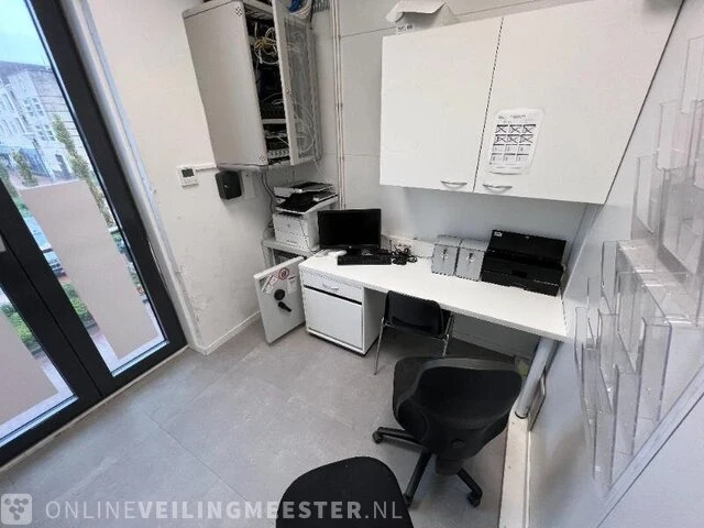 Winkelinventaris en voorraad big bazar locatie 1860, oude nering 3 in drachten - afbeelding 72 van  91