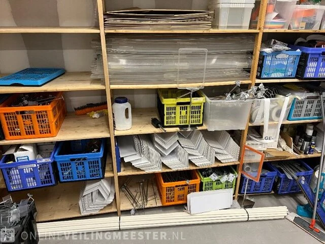 Winkelinventaris en voorraad big bazar locatie 1860, oude nering 3 in drachten - afbeelding 85 van  91