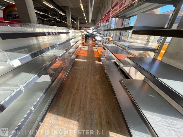 Winkelinventaris en voorraad big bazar locatie 1864, louw doniastraat 4 in sneek - afbeelding 28 van  83