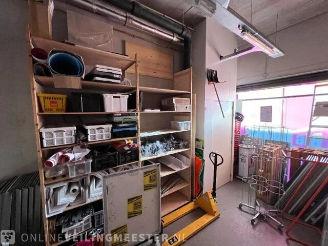 Winkelinventaris en voorraad big bazar locatie 1864, louw doniastraat 4 in sneek - afbeelding 70 van  83