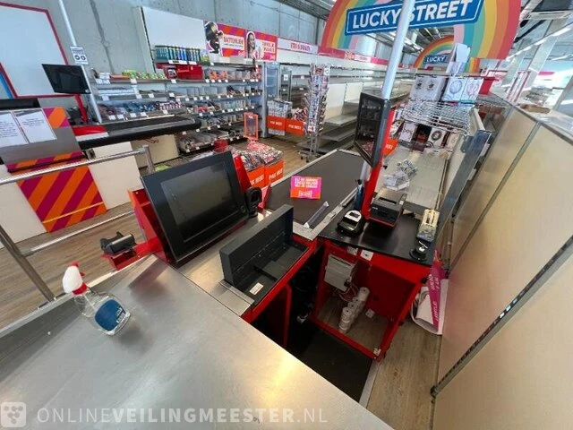 Winkelinventaris en voorraad big bazar locatie 1864, louw doniastraat 4 in sneek - afbeelding 77 van  83