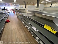 Winkelinventaris en voorraad big bazar locatie 1885, jongemastraat 16 in bolsward - afbeelding 46 van  176