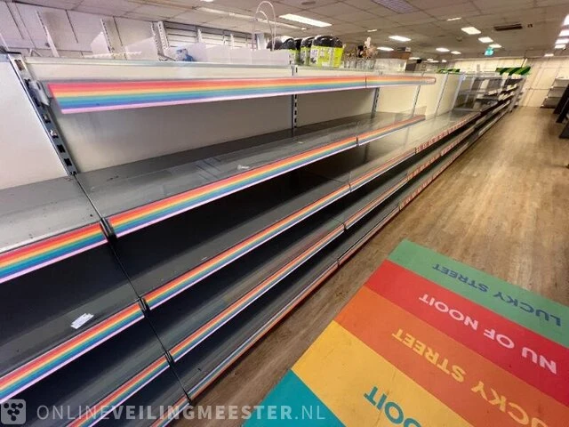 Winkelinventaris en voorraad big bazar locatie 1885, jongemastraat 16 in bolsward - afbeelding 55 van  176