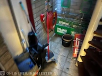 Winkelinventaris en voorraad big bazar locatie 1885, jongemastraat 16 in bolsward - afbeelding 95 van  176