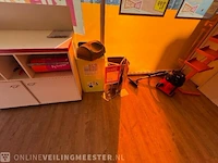 Winkelinventaris en voorraad big bazar locatie 1885, jongemastraat 16 in bolsward - afbeelding 118 van  176