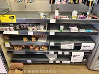 Winkelinventaris en voorraad big bazar locatie 1885, jongemastraat 16 in bolsward - afbeelding 137 van  176