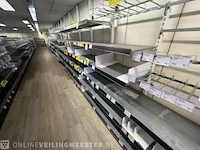 Winkelinventaris en voorraad big bazar locatie 1885, jongemastraat 16 in bolsward - afbeelding 171 van  176