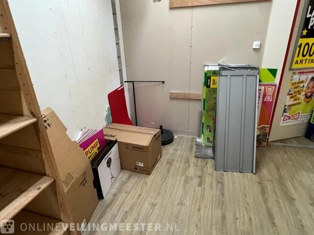 Winkelinventaris en voorraad locatie 1771, walstraat 148 in vlissingen - afbeelding 23 van  82